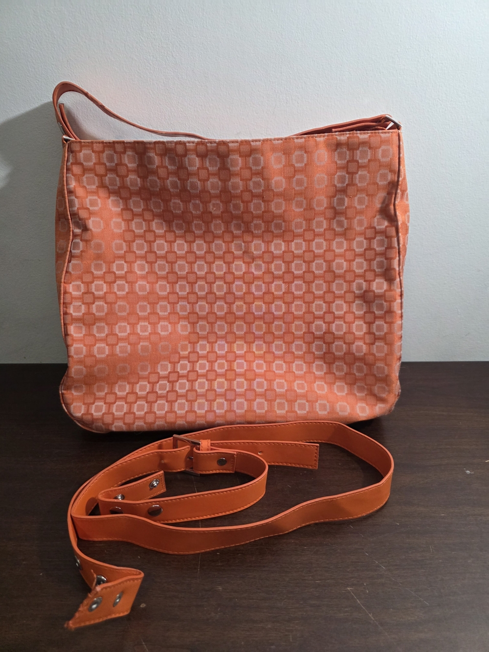 Bijoux Terner Orange Patterned Shoulder Bag